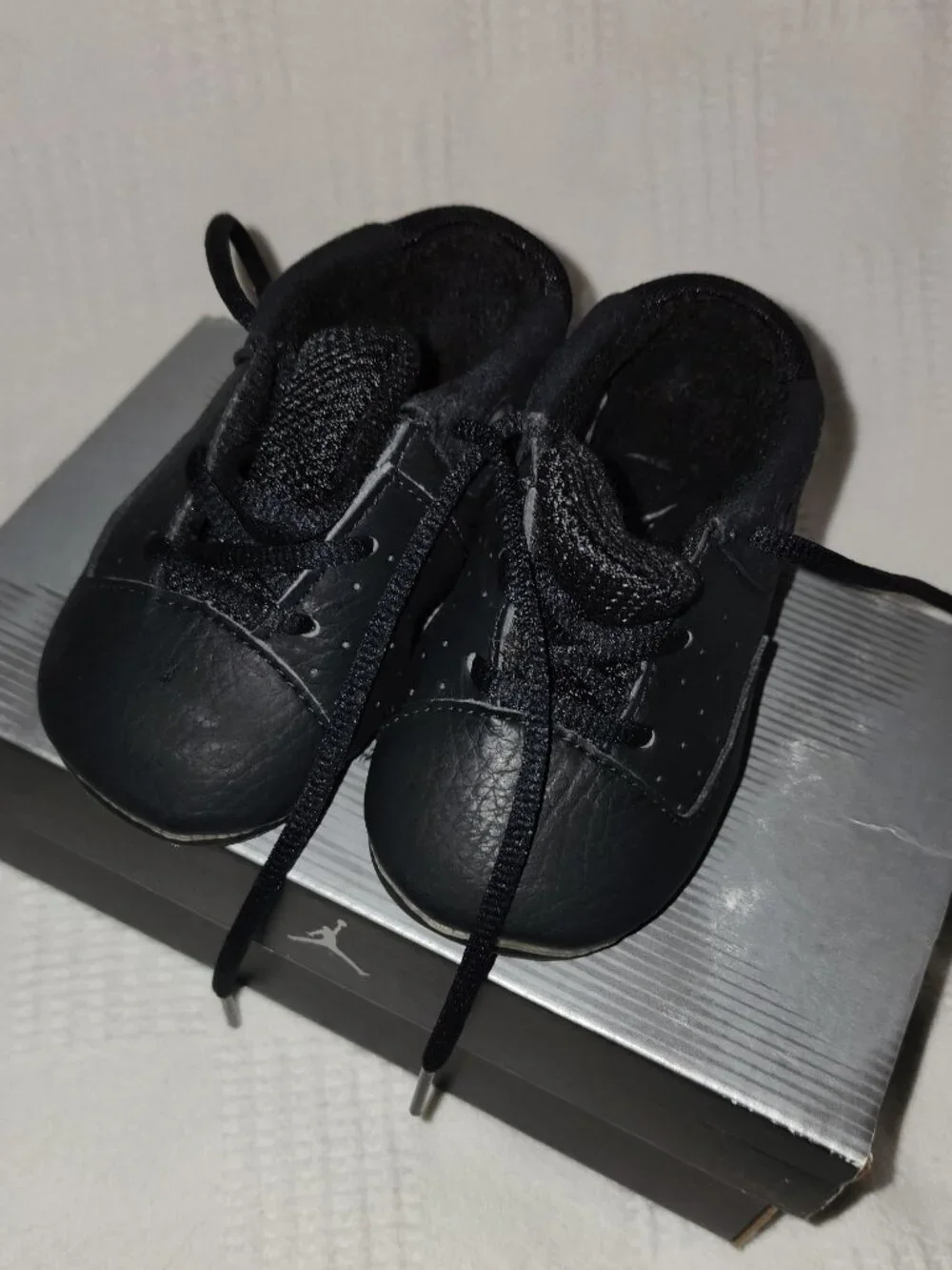 🏀 Vintage Jordan's 🏀 3c Nike Jordan's low black, baby's first Jordans Like New